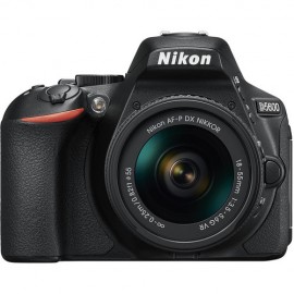 Câmera Nikon D5600 com 18-55mm Vr